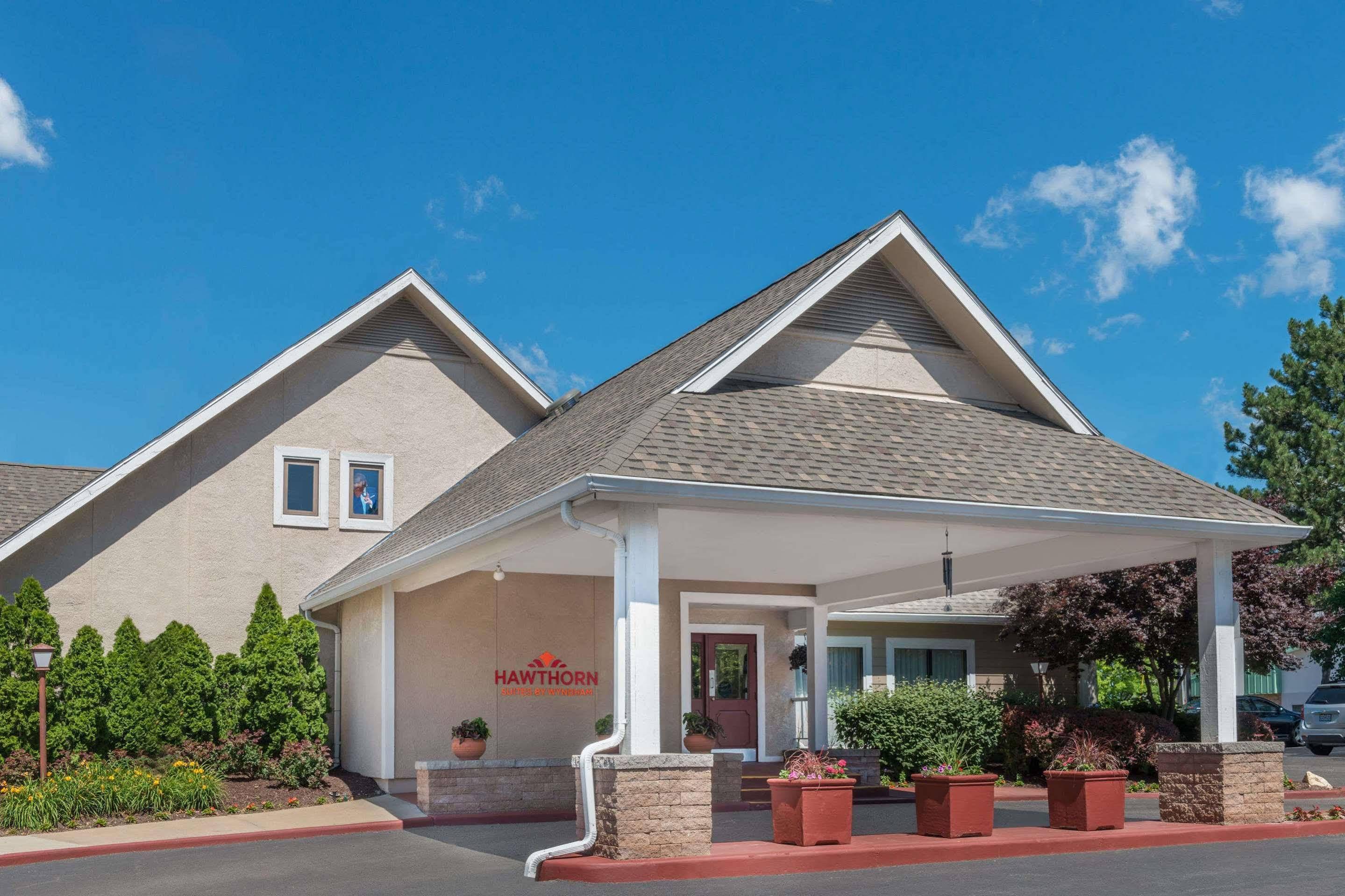 Value Suites Extended Stay - St Louis Maryland Heights Exterior photo